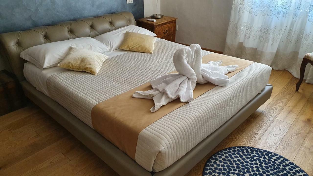 Lovewknds - Topfloor With Duomo View * Florence