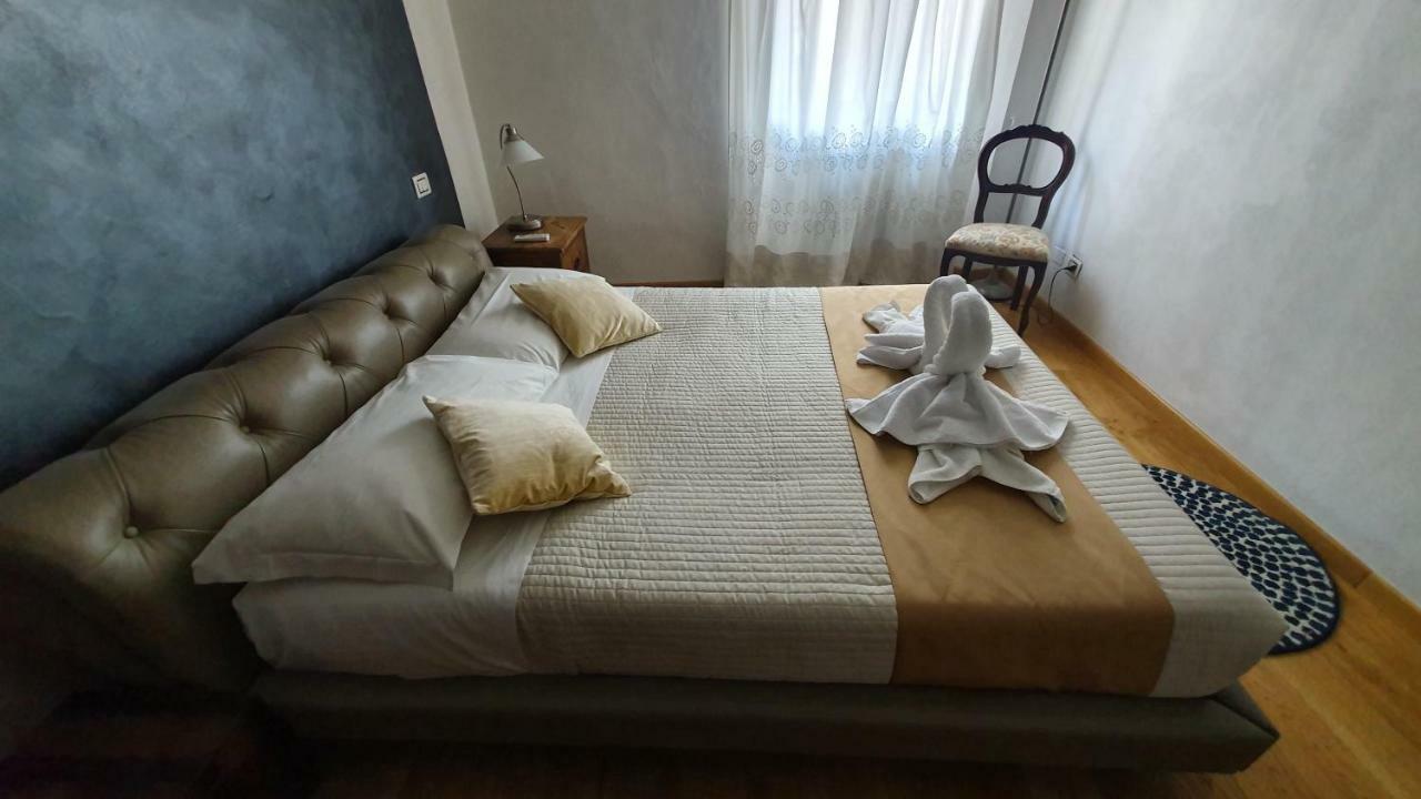Lovewknds - Topfloor With Duomo View * Florence